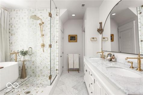929 Sanders Street Indianapolis IN 46203