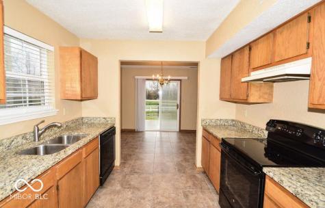 10325 Liverpool Way Indianapolis IN 46236