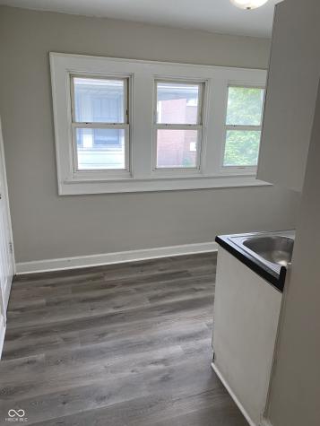 6052 E Washington Street Indianapolis IN 46219