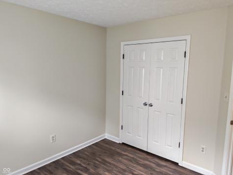 6035 Hayford Court Indianapolis IN 46254