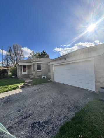 402 W 52nd Street Indianapolis IN 46208