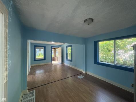 2827 E 18th Street Indianapolis IN 46218