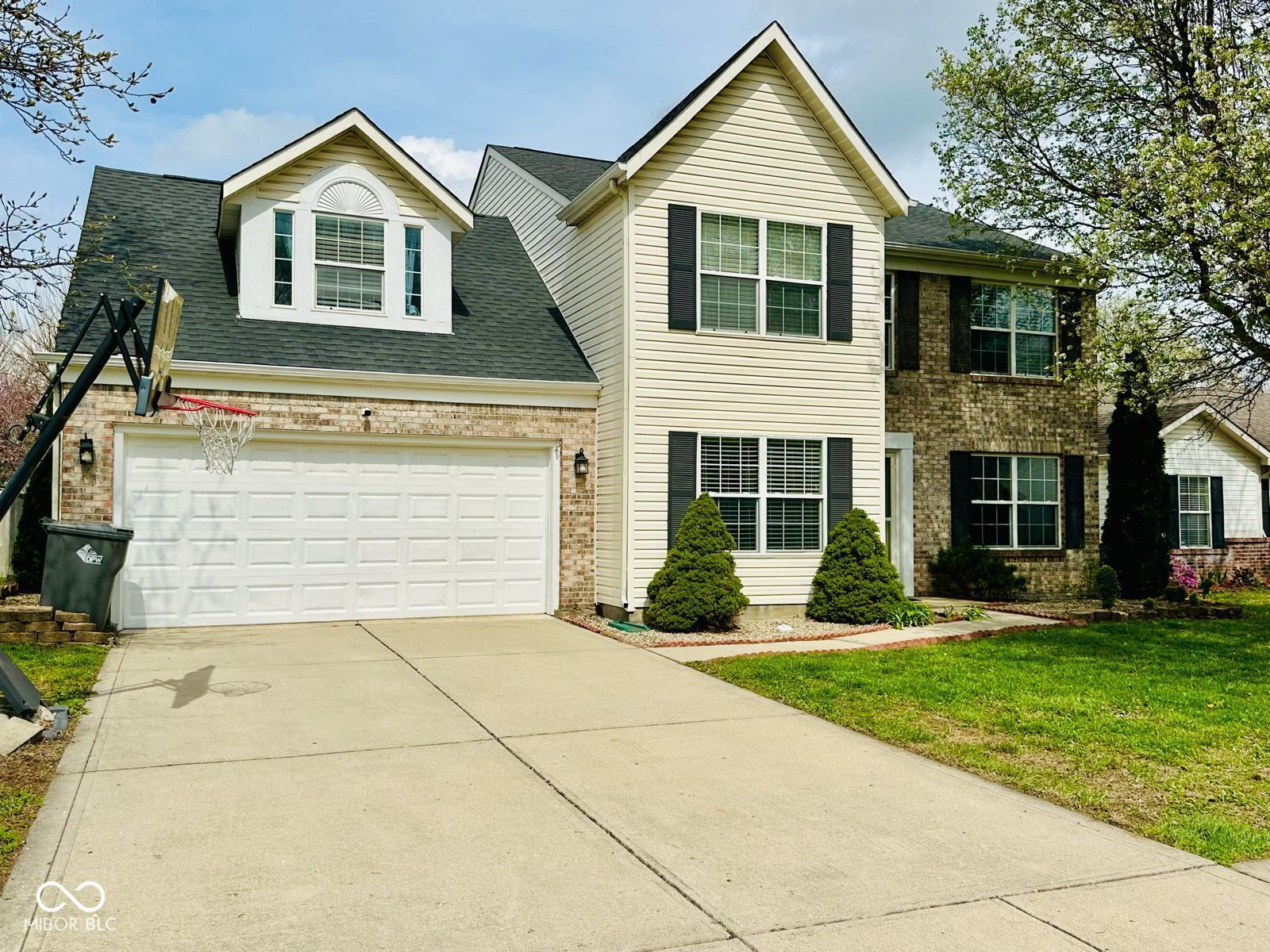 6932 Thousand Oaks Lane Indianapolis IN 46214