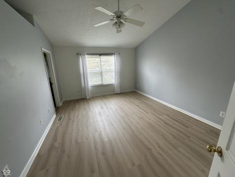 6932 Thousand Oaks Lane Indianapolis IN 46214