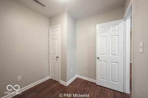 1437 S East Street Indianapolis IN 46225