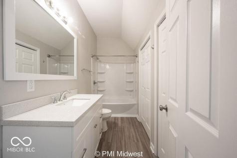 1437 S East Street Indianapolis IN 46225