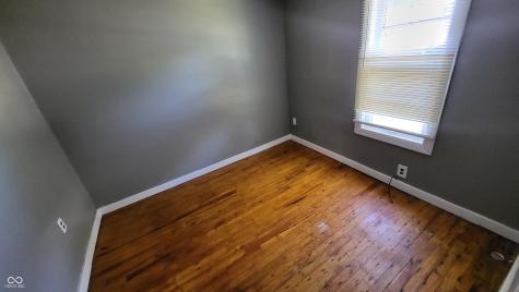 1014 E 7th Street Greenfield IN 46140