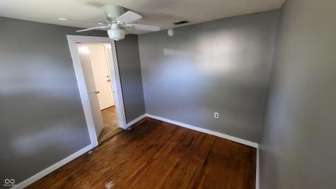 1014 E 7th Street Greenfield IN 46140