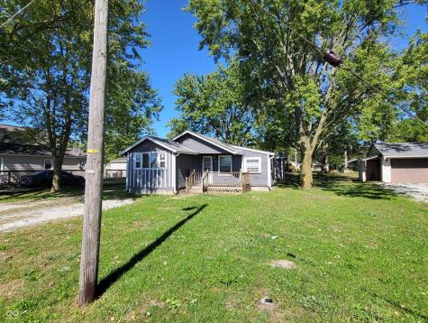 1014 E 7th Street Greenfield IN 46140