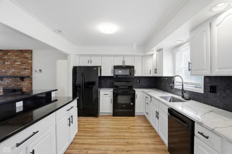 512 Lexington Boulevard Carmel IN 46032