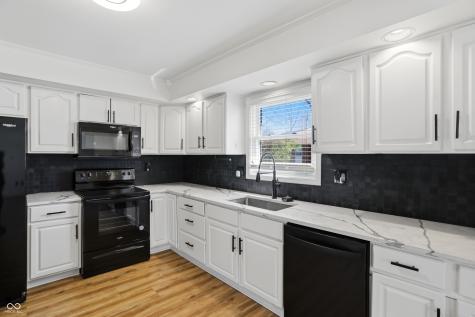 512 Lexington Boulevard Carmel IN 46032