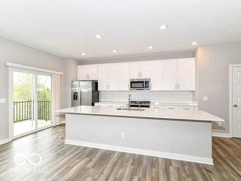 6886 Sunstone Place Carmel IN 46033