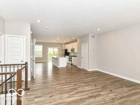 6886 Sunstone Place Carmel IN 46033