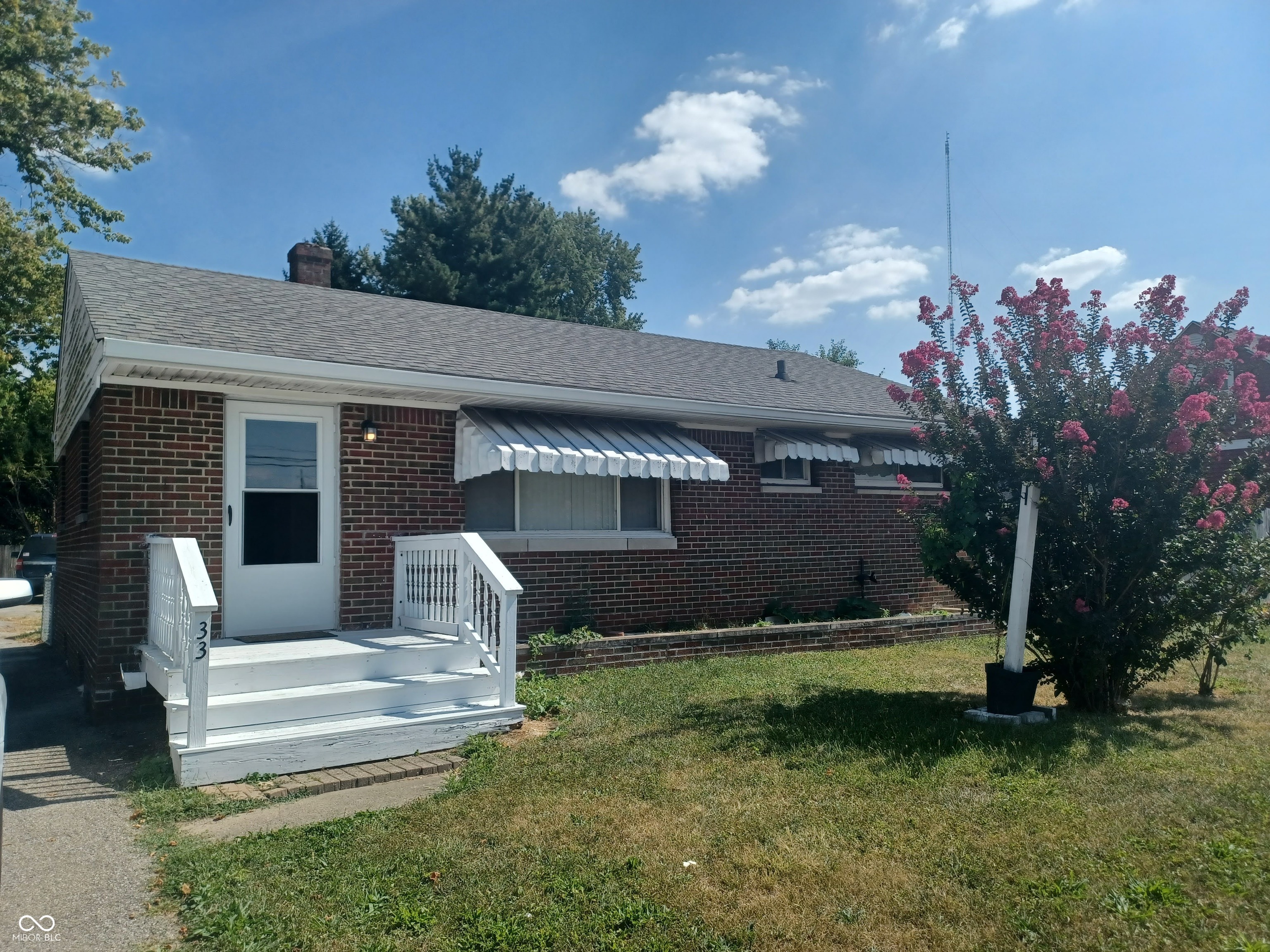 33 S Post Road Indianapolis IN 46219