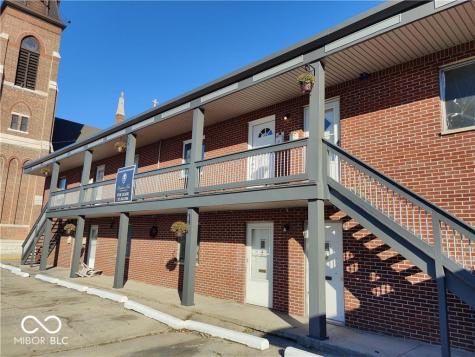 106 W Broadway Street Shelbyville IN 46176