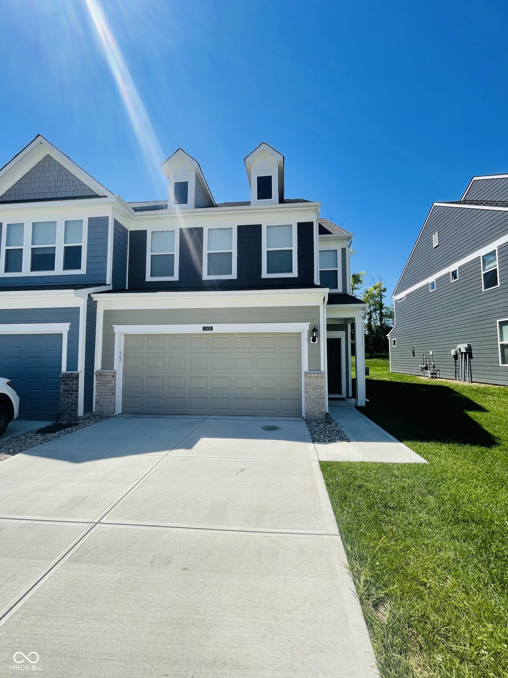13428 Dewpoint Lane Fishers IN 46037