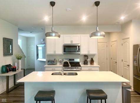 13428 Dewpoint Lane Fishers IN 46037