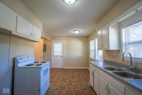 136 S Webster Avenue Indianapolis IN 46219