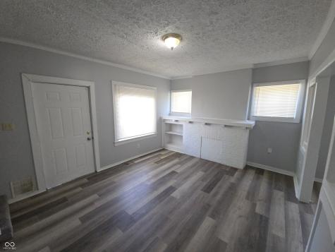 143 W 35th Street Indianapolis IN 46208