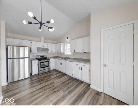 7621 Orchard Village Drive Indianapolis IN 46217