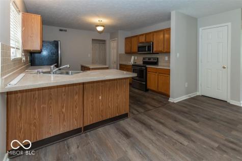 10686 Trailwood Drive Fishers IN 46038