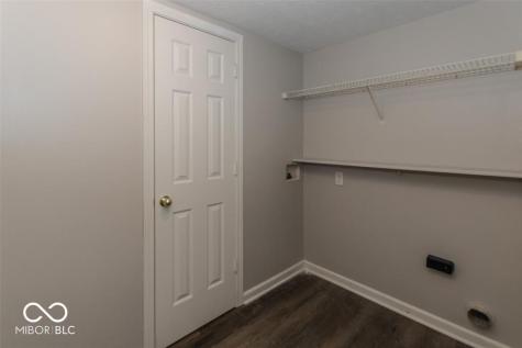 10686 Trailwood Drive Fishers IN 46038
