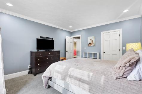 12096 Sail Place Drive Indianapolis IN 46256