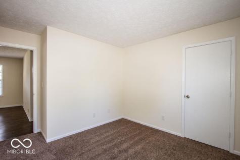 3281 Cherry Lake Lane Indianapolis IN 46235