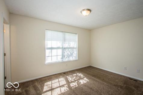 3281 Cherry Lake Lane Indianapolis IN 46235