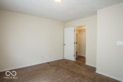 3281 Cherry Lake Lane Indianapolis IN 46235