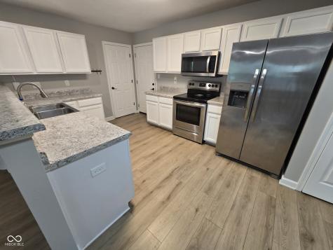 481 Villa Meadow Drive Avon IN 46123
