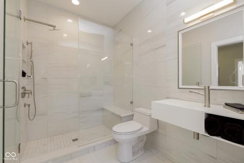 429 W 86th Street Indianapolis IN 46260