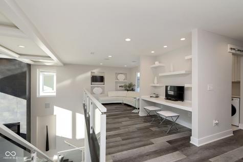 429 W 86th Street Indianapolis IN 46260