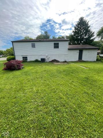 7502 Turnberry Court Indianapolis IN 46237