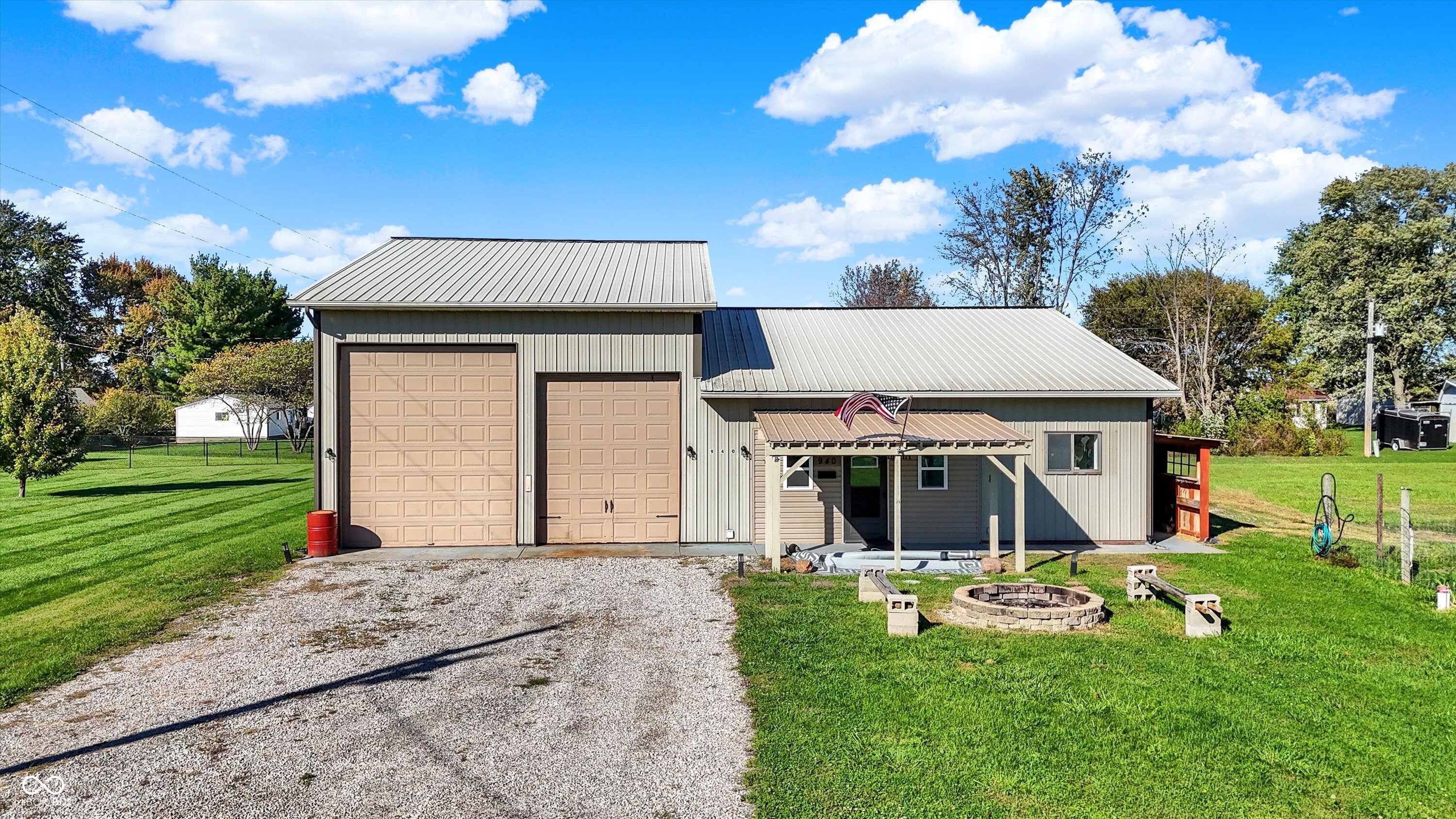 940 W 1090 N Fountaintown IN 46130