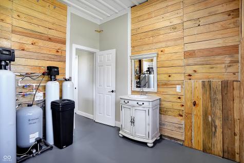 940 W 1090 N Fountaintown IN 46130
