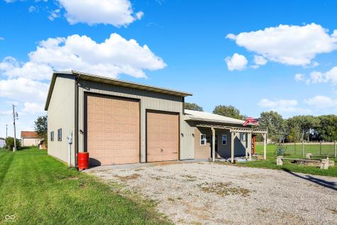 940 W 1090 N Fountaintown IN 46130