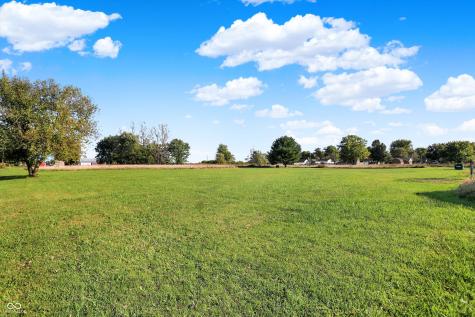 940 W 1090 N Fountaintown IN 46130