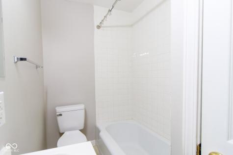 63 S 3rd Avenue Beech Grove IN 46107