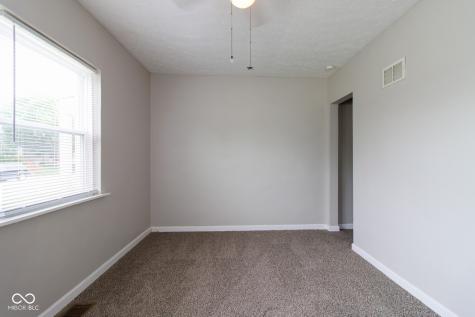 63 S 3rd Avenue Beech Grove IN 46107