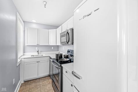 230 E 9th Street Indianapolis IN 46204