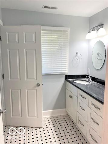 3621 N Kenwood Avenue Indianapolis IN 46208