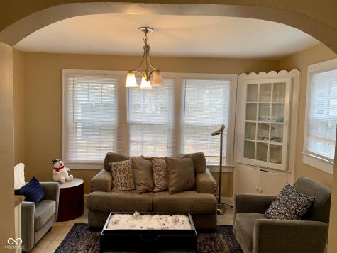 425 W 44th Street Indianapolis IN 46208