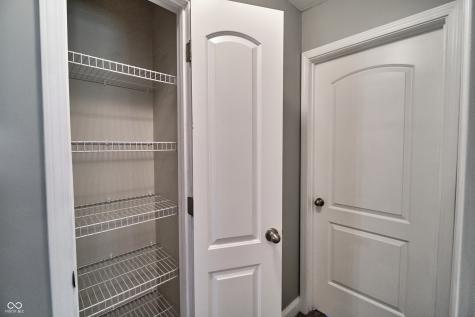 11193 Boston Way Fishers IN 46038