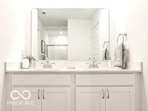 6687 Redwood Drive Mccordsville IN 46055