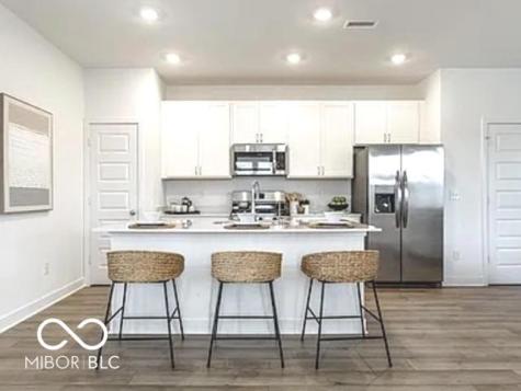 6687 Redwood Drive Mccordsville IN 46055