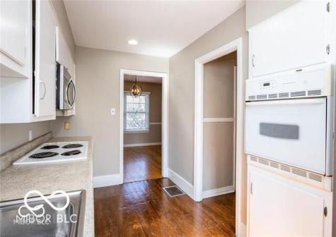 6206 Meridian Street West Drive Indianapolis IN 46260