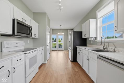 3835 Dusty Sands Road Whitestown IN 46075