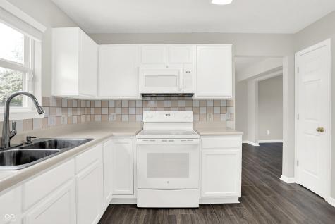 5761 Cantigny Way S Carmel IN 46033