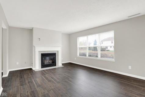 5761 Cantigny Way S Carmel IN 46033